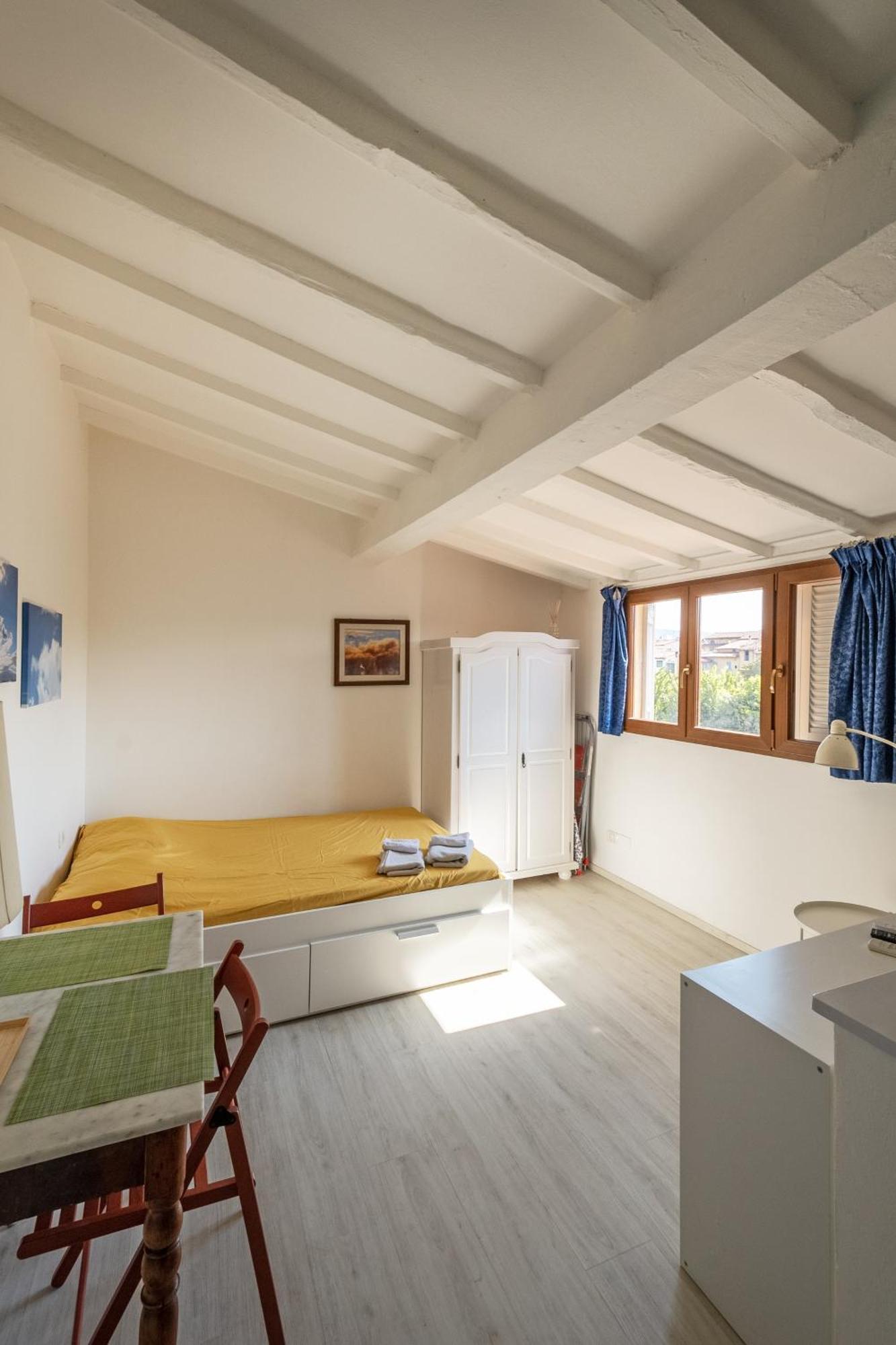 Laura- Cozy Apartamento Florencia